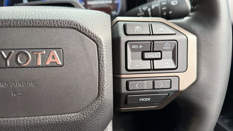 Toyota Land Cruiser 2.8 D-4D 204 Invincible 5dr Auto [7 Seat] Diesel Station Wagon